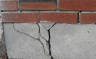 Concrete foundation with serious structural damage in Santa Ana, CA